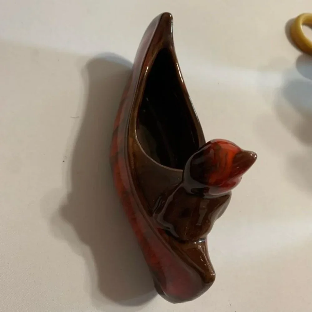 Vintage McMaster Craft Pottery Indian In Canoe Souvenir Canada Indigenous Red Gl - Picture 6 of 8